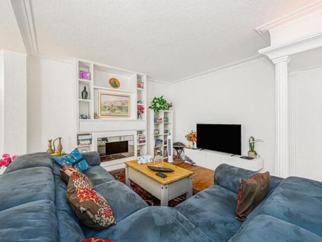 Cottage for sale in Chingford, Greater London