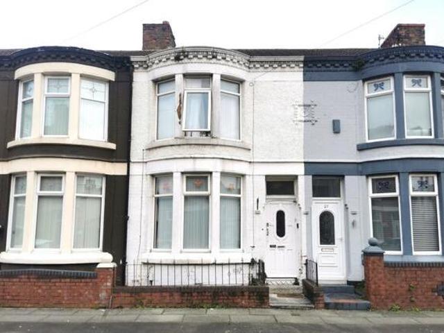 House for sale in Calderstones