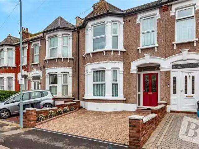 House for sale in Seven Kings