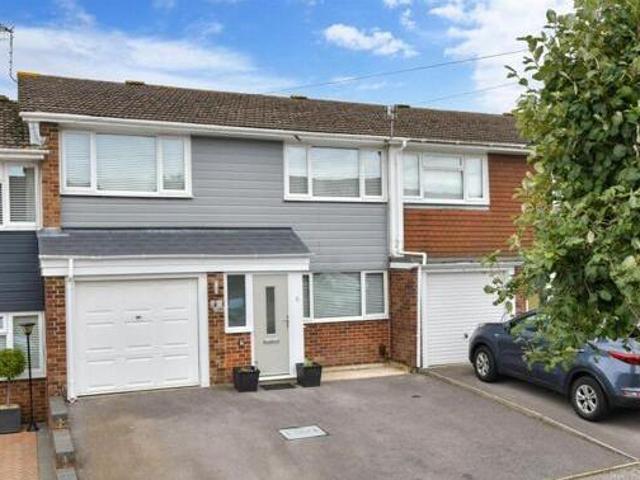 House for sale in Spring Vale, Hampshire
