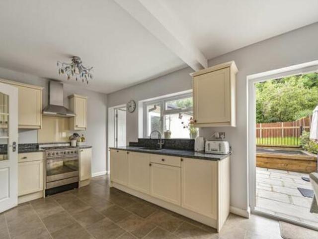 House for sale in Watford Heath, North Watford
