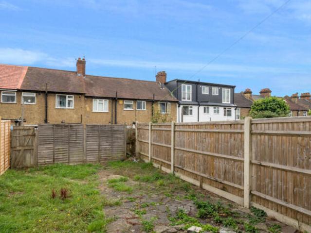 Cottage for sale in Cat Hill