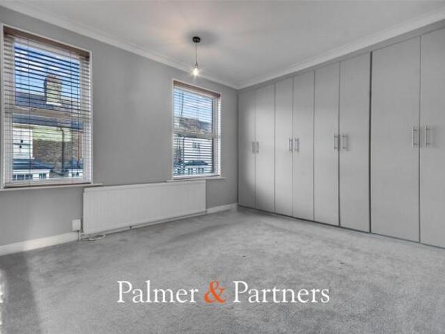 Cottage for sale in Moulsham, Chelmsford