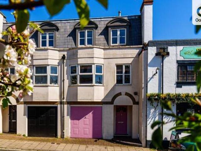 House for sale in East Sussex
