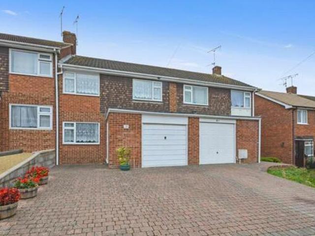 House for sale in Willesborough Lees, Bridgefield