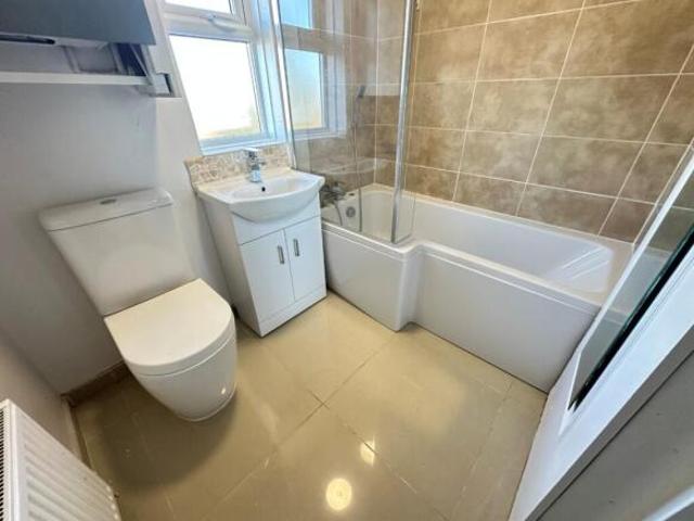 Cottage for sale in Farley Hill, Spring Park