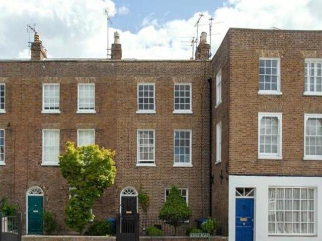 House for sale in Lambourn, West Berkshire