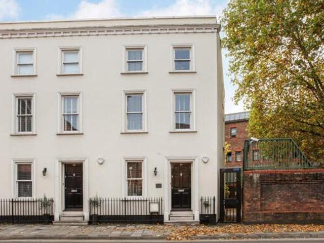 House for sale in Lambourn, West Berkshire