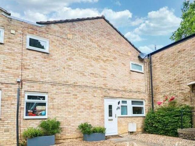 House for sale in Chipping Hill, Essex
