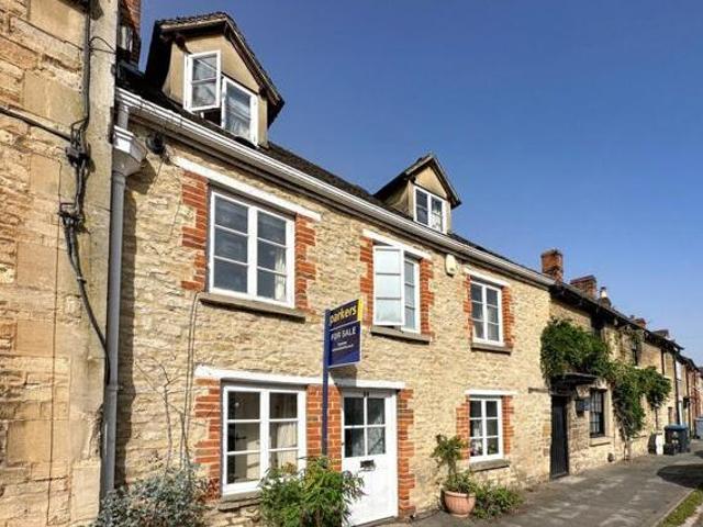 House for sale in Cogges, West Oxfordshire