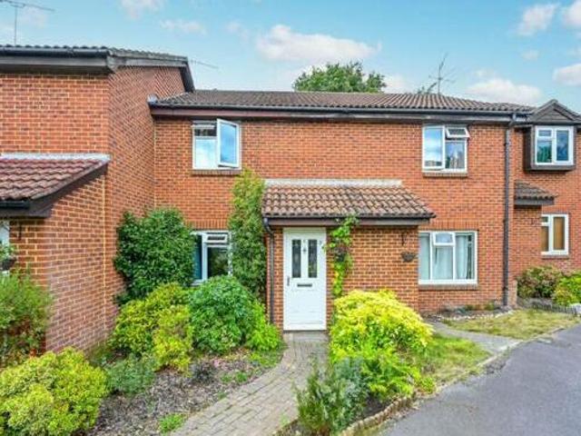 House for sale in Horsell, Woking