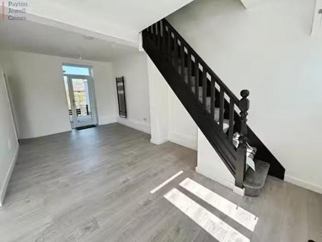 House for sale in Taibach