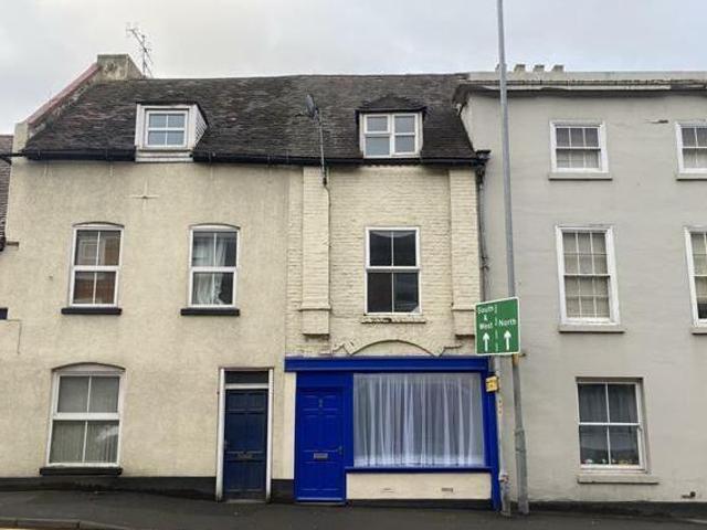 House for sale in Red Hill, Worcestershire