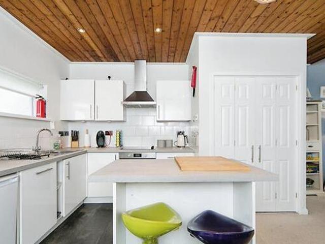 House for sale in Y Felinheli, Wales