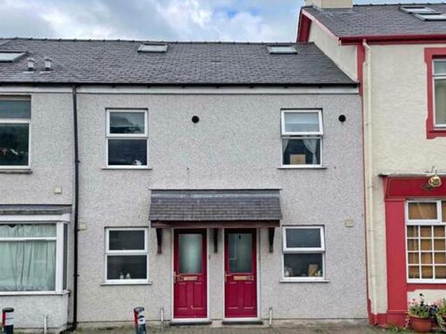 House for sale in Y Felinheli, Wales