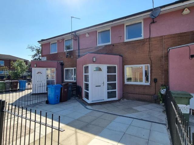 House for rent in Georgia, Greater Manchester