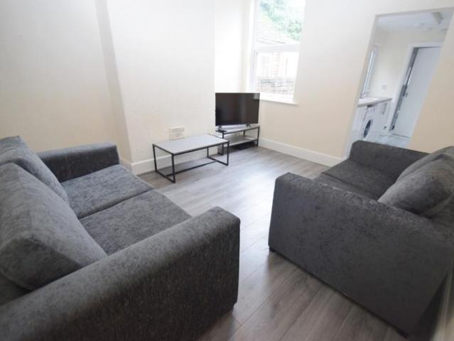 House for rent in Stoke, Stoke-on-Trent