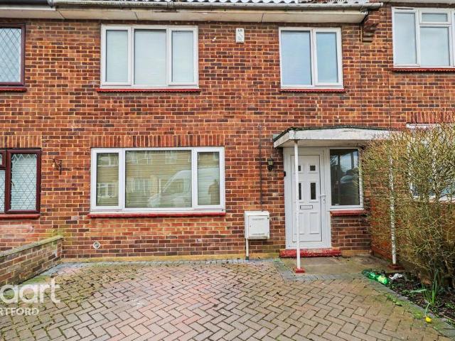 House for rent in Swanscombe and Greenhithe, Monks Orchard