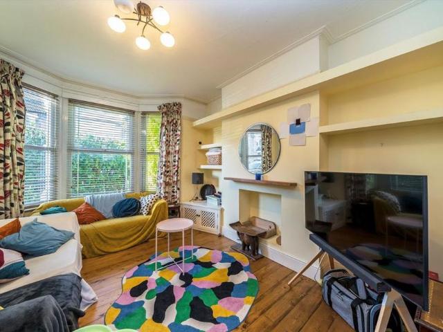 House for rent in London Borough of Lewisham, Cat Hill