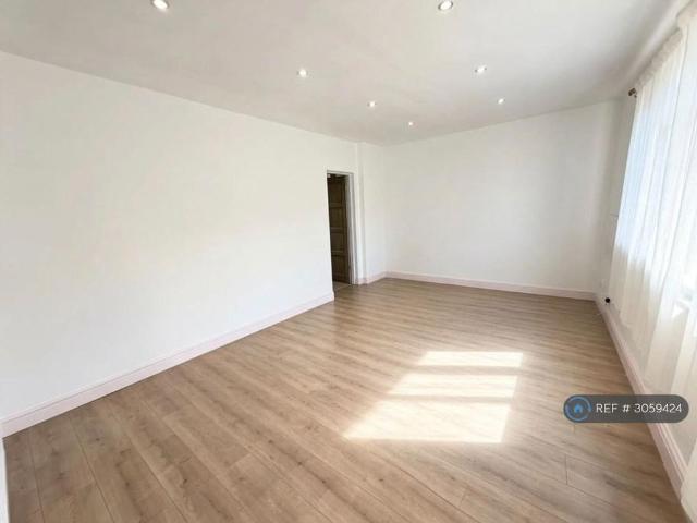 House for rent in Tettenhall Wood, Wolverhampton