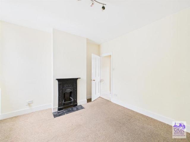 House for rent in Luton, Chatham