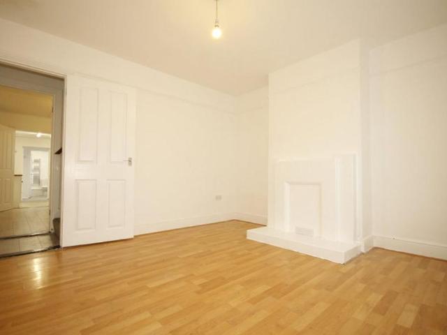 House for rent in Oad Street, Kent