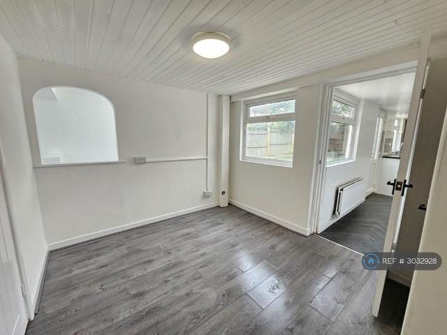 House for rent in Woodchurch, Wirral