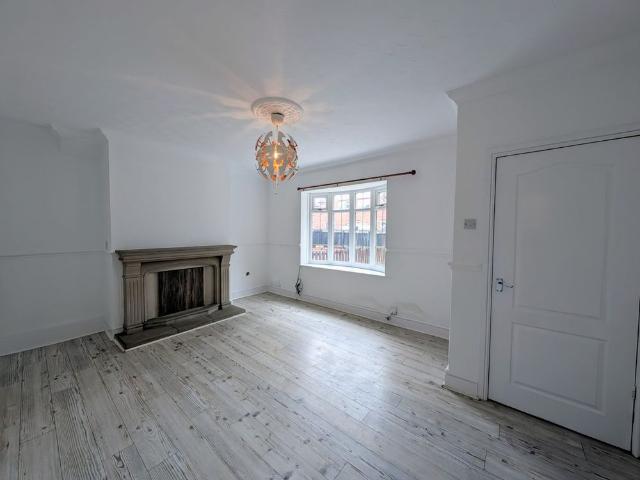House for rent in Fitzwilliam, West Yorkshire