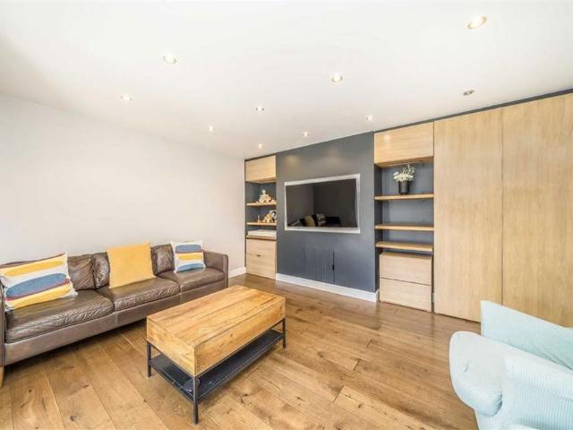 House for rent in London Borough of Lewisham, Deptford