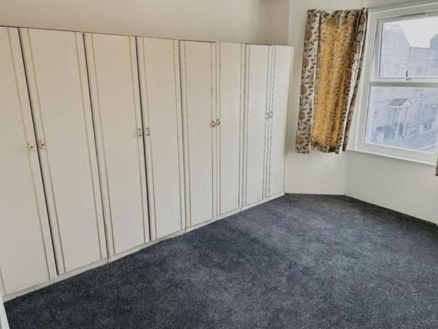House for rent in Thames View, Greater London
