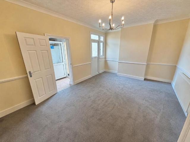 House for rent in Alton Barnes, Essex