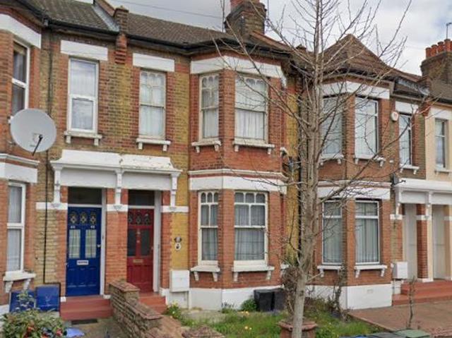 House for rent in Freezywater, Greater London