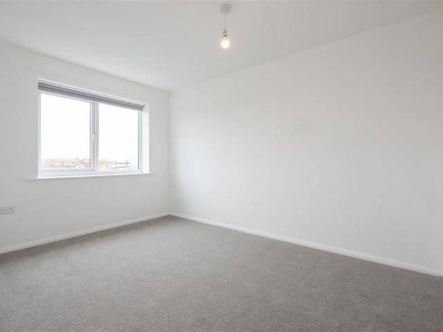 House for rent in Nunsthorpe, Bradley