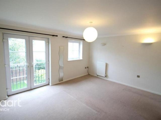 House for rent in Key Street, Suffolk