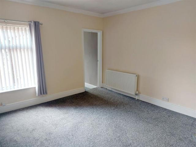 House for rent in Huthwaite, East Midlands