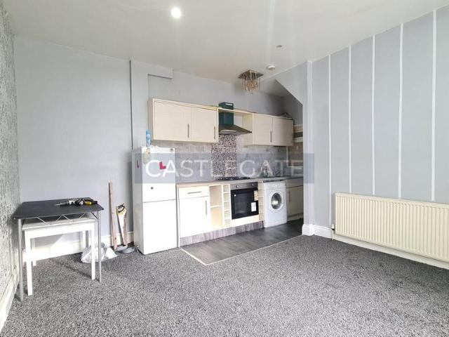 House for rent in Thornton Lodge, Huddersfield