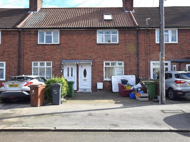 House for rent in Becontree, Greater London