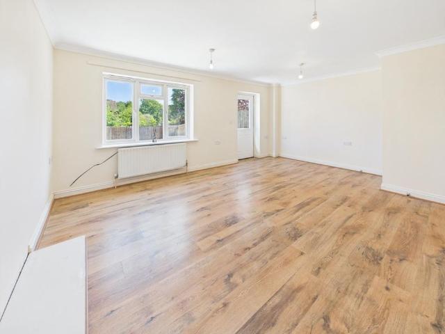 House for rent in Tadley, Priest Down
