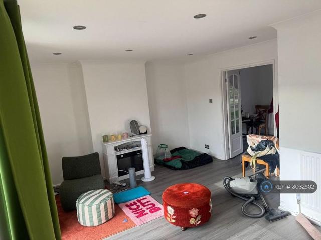 House for rent in Chells, Shephall