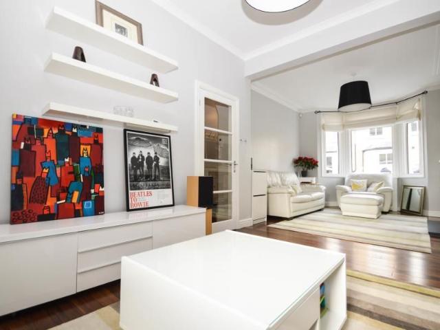 House for rent in Old Windsor