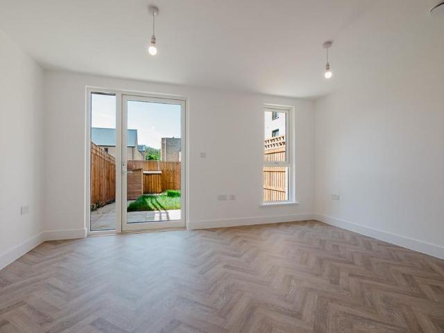 House for rent in Marston, The Slade