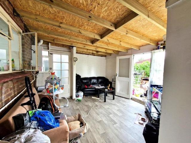 House for rent in London Borough of Hounslow, Feltham