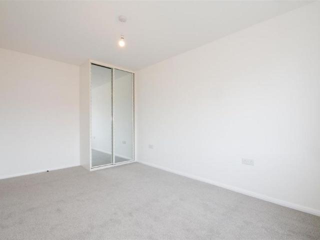 House for rent in Nunsthorpe, Bradley