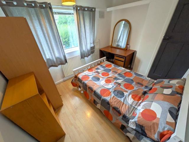 House for rent in Lenton Abbey, Haddon