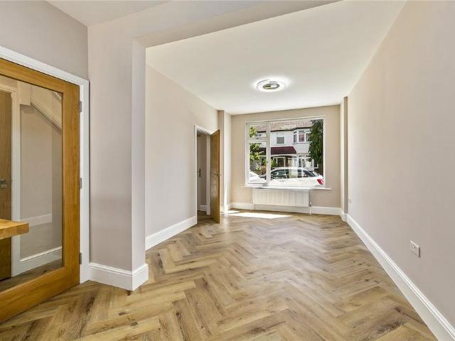 House for rent in North Sheen, Greater London