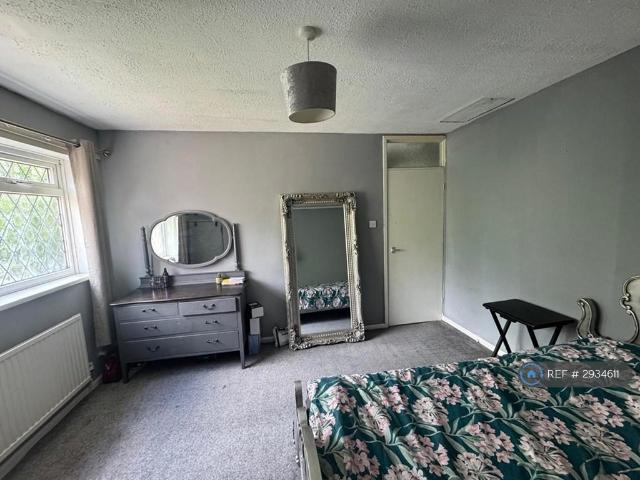 House for rent in Besses o' th' Barn, Bury