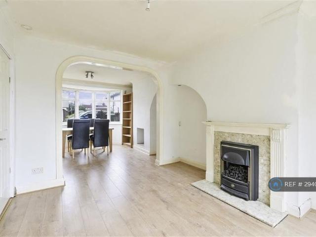 House for rent in Worcester Park, Greater London
