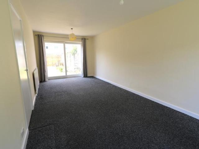 House for rent in Sydenham, Green Close