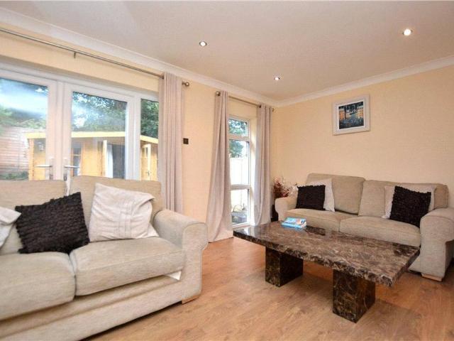 House for rent in Oakwood, West Yorkshire