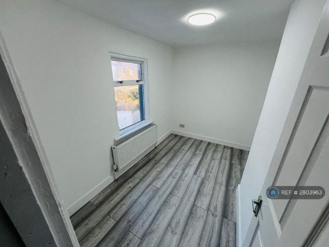 House for rent in London Borough of Croydon, Selhurst